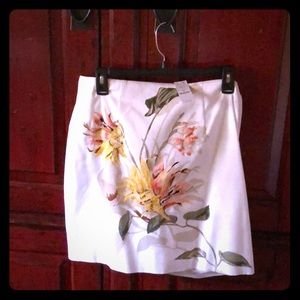 White House Black market skirt